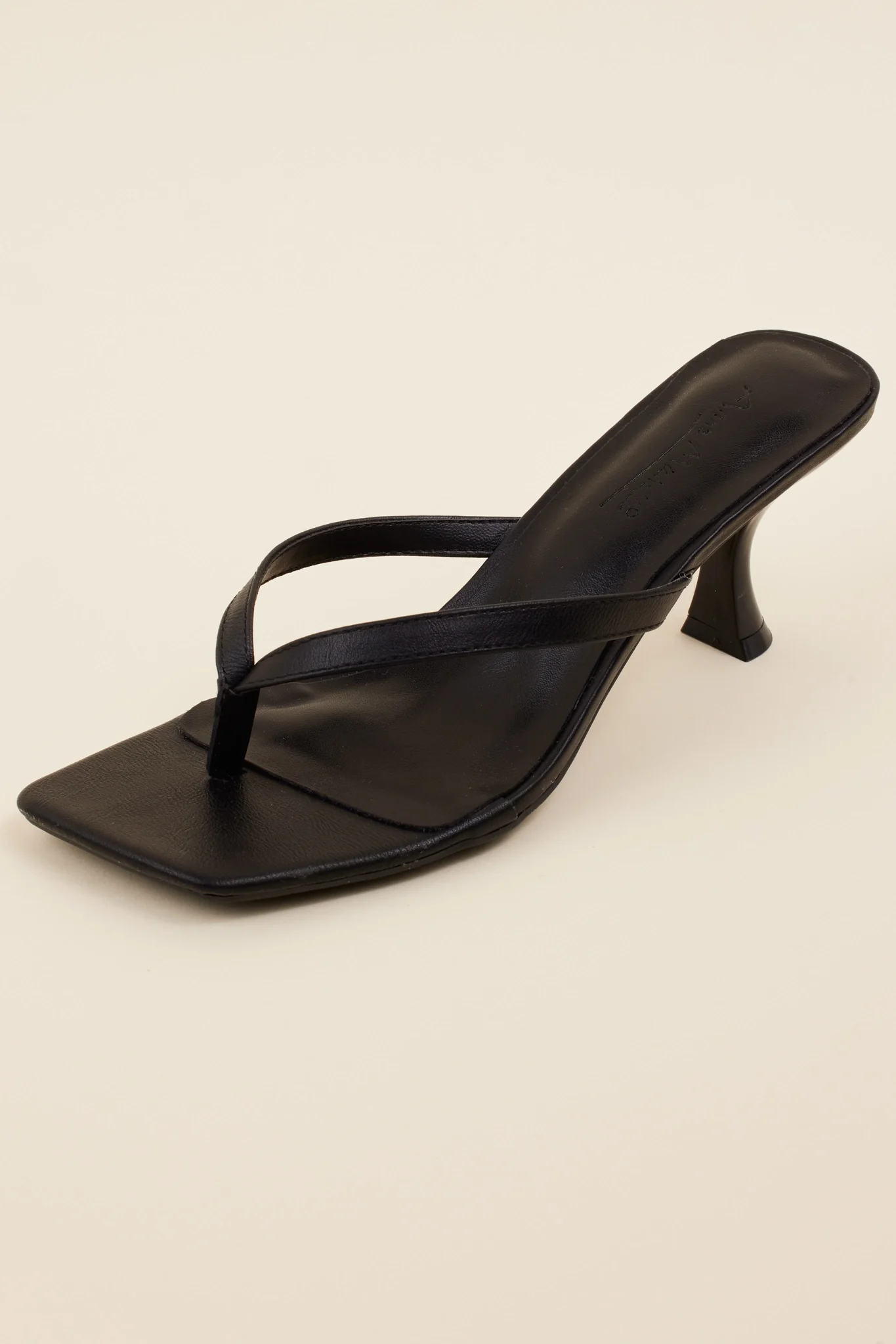 Lindy Heels- Black